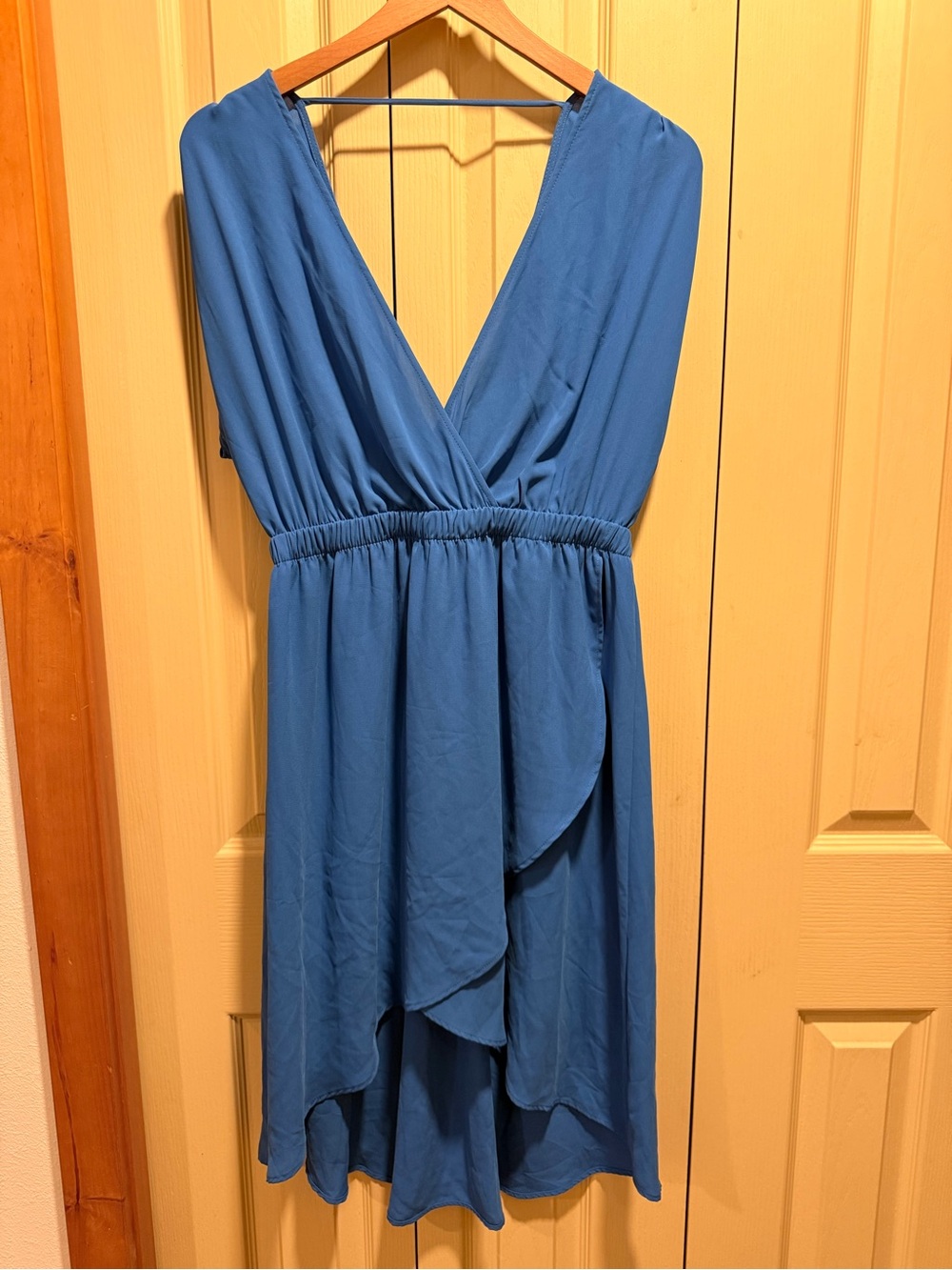 Blue V-Neck Wrap Dress - Elegant Women's Dress